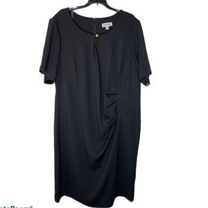 Shelby & Palmer Black Keyhole Dress